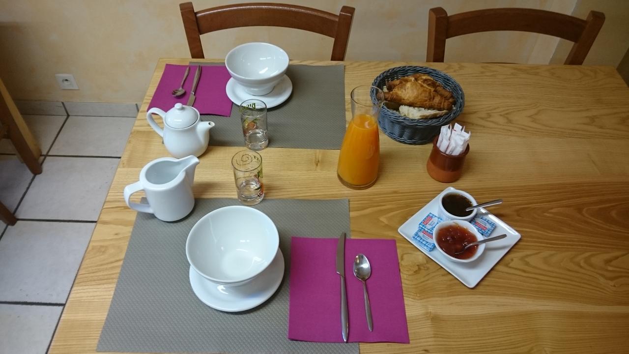 Chambres D'Hotes De L'Auberge L'Astrassadou Rézentières Εξωτερικό φωτογραφία