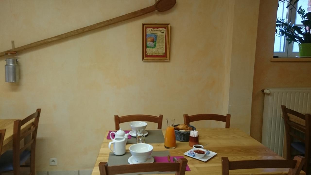 Chambres D'Hotes De L'Auberge L'Astrassadou Rézentières Εξωτερικό φωτογραφία